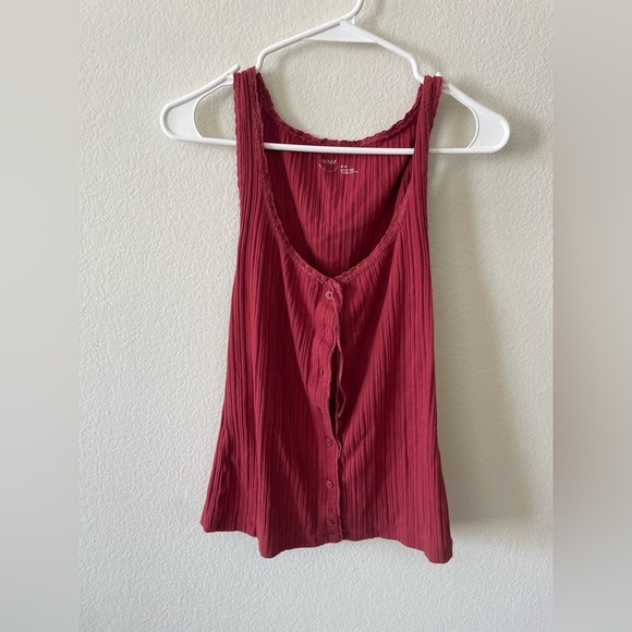 Aerie red light weight button down tank top stretchy scoop neck blouse - Picture 2 of 4